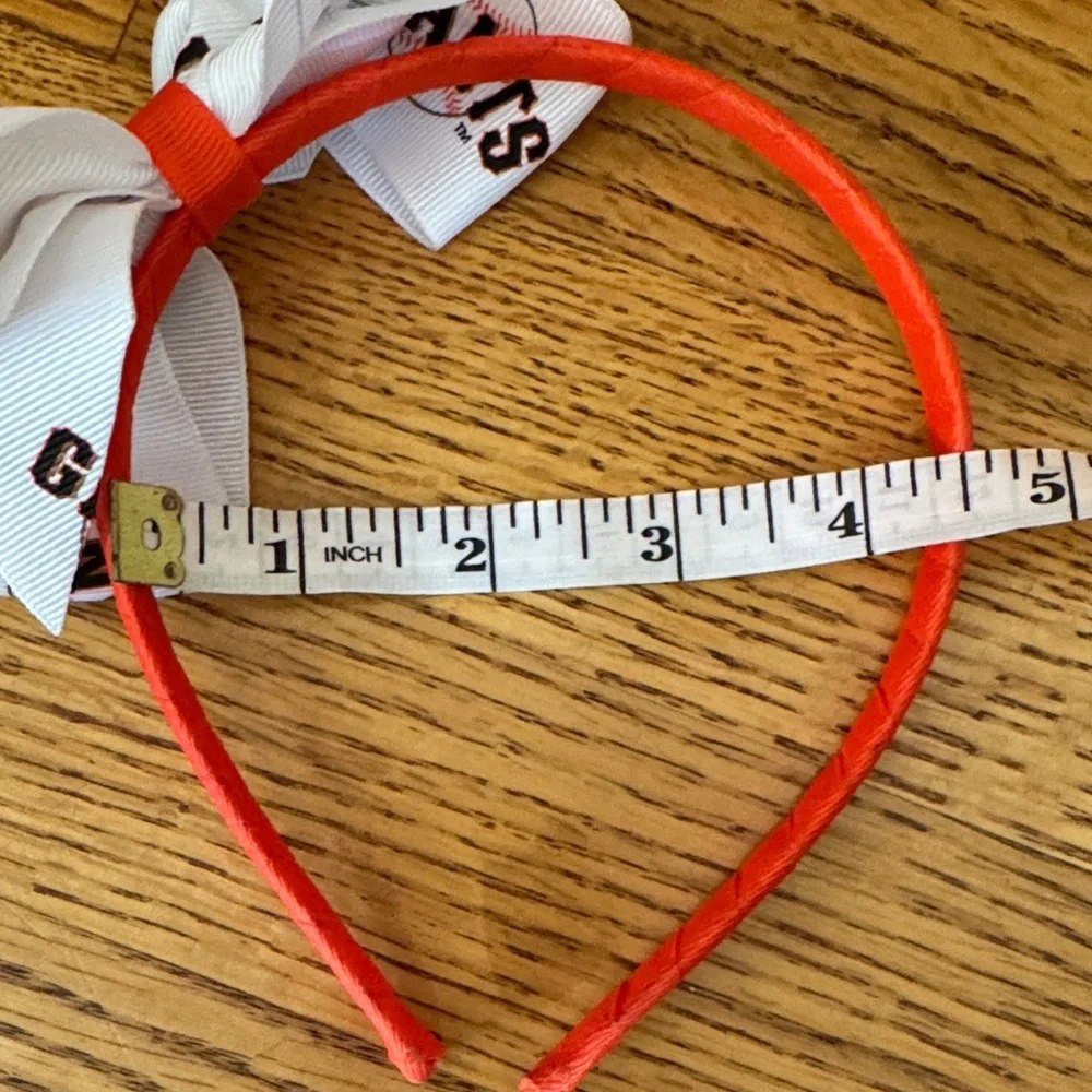 MLB hairband white